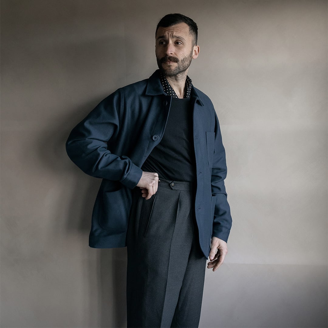Veste de travail port&eacute;